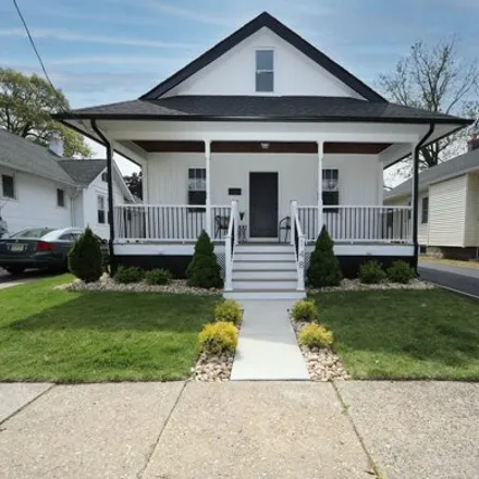 Buy this 3 bed house on 150 Princeton Road in Audubon, Camden County
