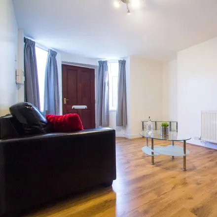 Rent this 1 bed apartment on Vinery Road in Leeds, LS4 2EN