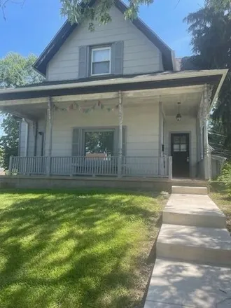 Buy this 4 bed house on 302 Monroe St in Valparaiso, Indiana