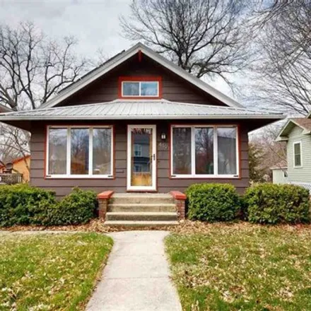 Buy this 3 bed house on 419 South 7th Avenue in Iowa City, IA 52240