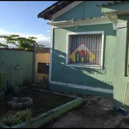 Buy this 3 bed house on Rua Pica-Pau Amarelo in Jardim Russi, Taubaté - SP