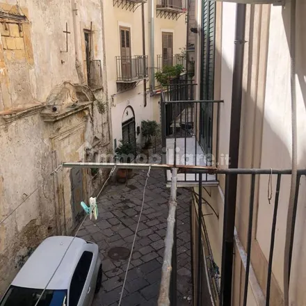Image 9 - Via Montesanto 20, 90133 Palermo PA, Italy - Apartment for rent