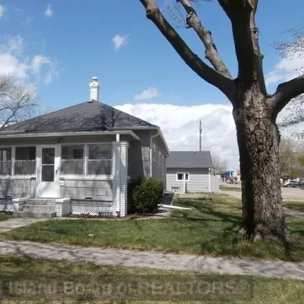 Buy this 3 bed house on 533 North Jefferson Street in Grand Island, NE 68801