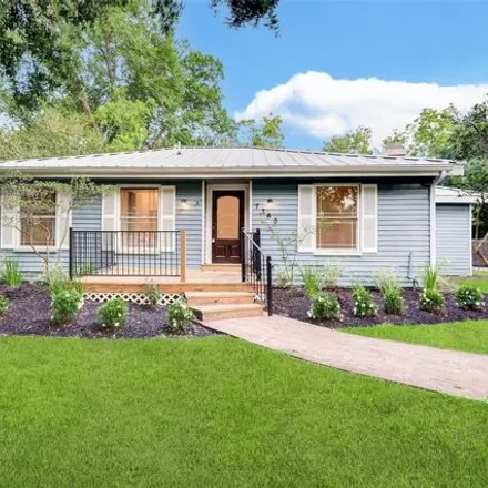 Rent this 3 bed house on 7260 Santa Fe Dr in Houston, Texas