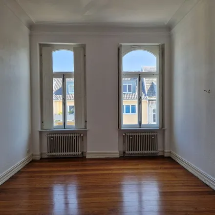 Rent this 3 bed apartment on Sternenburgstraße 1 in 53115 Bonn, Germany