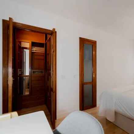 Image 4 - Calle de Téllez, 3, 28007 Madrid, Spain - Apartment for rent