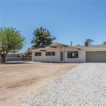 Buy this 3 bed house on 14576 Temecula Road in Apple Valley, CA 92307