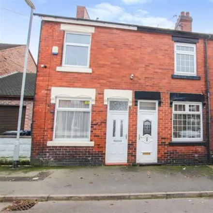 Rent this 2 bed townhouse on Clifton Street in Newcastle-under-Lyme, ST5 0TR