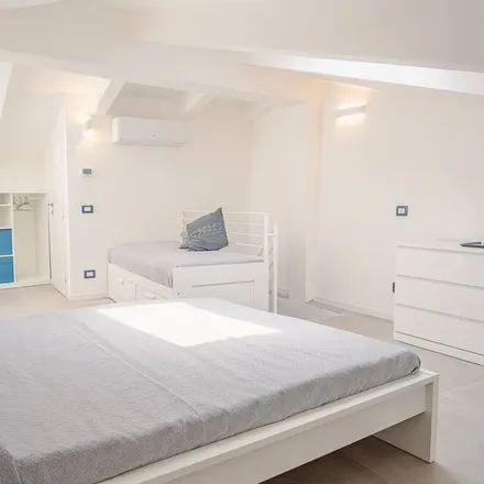 Rent this 2 bed apartment on Municipio di Padenghe sul Garda in Via Italo Barbieri 3, 25080 Padenghe sul Garda BS
