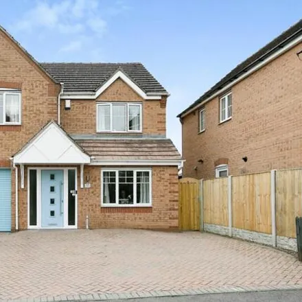Buy this 4 bed house on Tapton Park in Mansfield Woodhouse, NG18 3GE