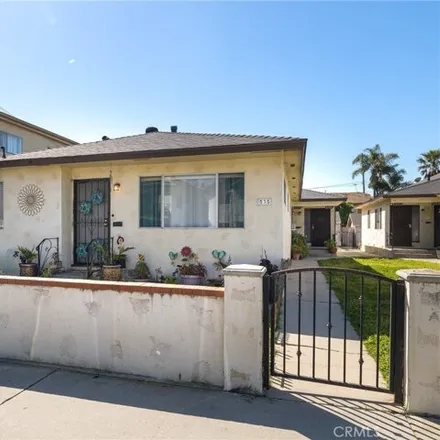 Buy this 4 bed house on 537 West 21st Street in Los Angeles, CA 90731