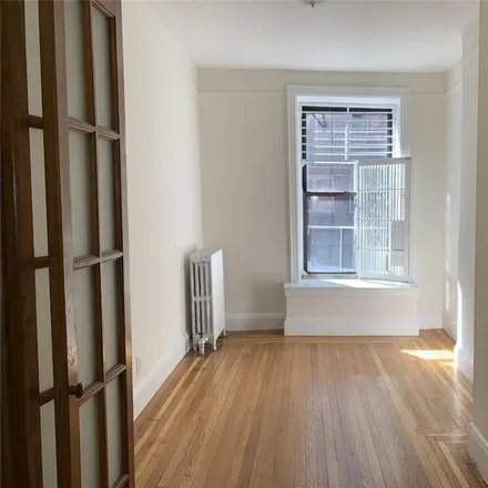 Image 1 - 233 East 89th Street, New York, NY 10128, USA - House for rent