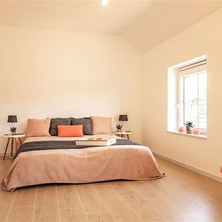 Rent this 4 bed apartment on Rue de Magimpré in 5334 Florée, Belgium