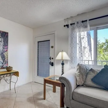 Image 4 - 15074 Ashland Place, Kings Point, Palm Beach County, FL 33484, USA - Condo for rent
