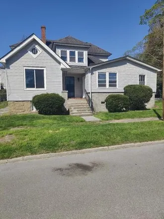 Buy this 5 bed house on 1019 Reynolds Avenue in Princeton, WV 24740