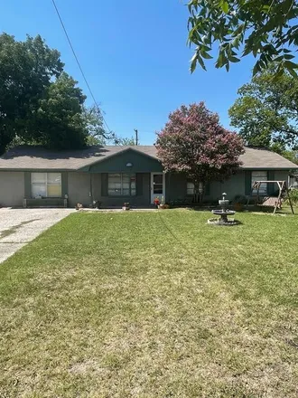 Buy this 3 bed house on 602 South Riggins Street in Anna, TX 75409