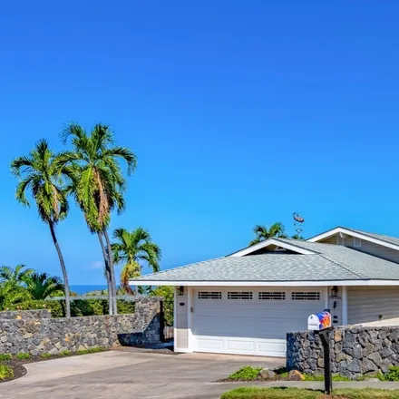 Buy this 2 bed house on Keakealani Drive in Holualoa CDP, HI 96725