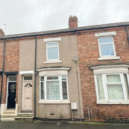 Rent this 2 bed townhouse on Easson Road in Darlington, DL3 6BD