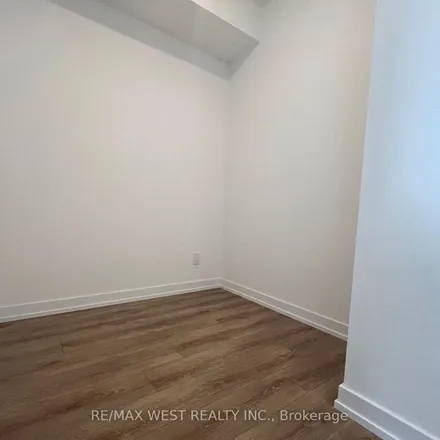 Image 7 - Hammond Place, Old Toronto, ON M5R 3H2, Canada - Apartment for rent