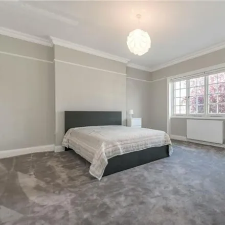 Image 3 - 10 Aylestone Avenue, Brondesbury Park, London, NW6 7AA, United Kingdom - Room for rent