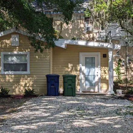 Buy this 2 bed house on 1203 East Juneau Street in Tampa, FL 33604