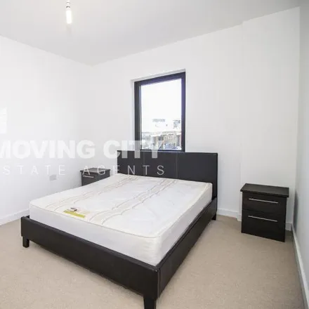 Image 3 - Boathouse Apartments, 8 Cotall Street, Bow Common, London, E14 6TL, United Kingdom - Apartment for rent