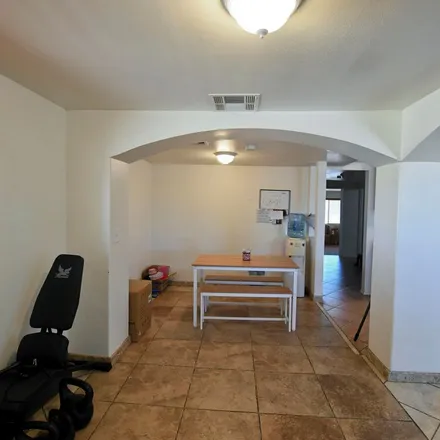 Image 6 - 8000 South 55th Avenue, Phoenix, AZ 85339, USA - Apartment for rent