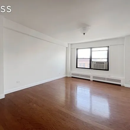 Rent this 3 bed house on 343 West 145th Street in New York, NY 10031