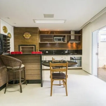 Buy this studio house on Rua Lauro Tavares Rodrigues 243 in Xaxim, Curitiba - PR
