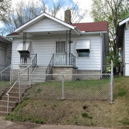 Buy this 2 bed house on 4639 Thrush Avenue in St. Louis, MO 63120