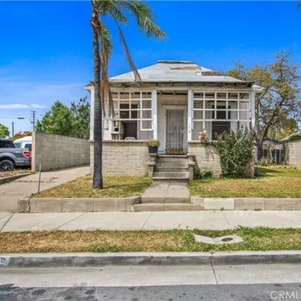 Buy this 2 bed house on 1129 West 2nd Street in Santa Ana, CA 92703