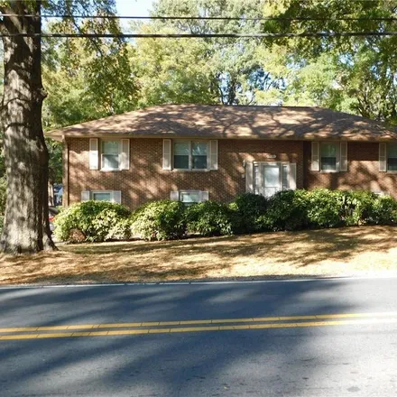 Buy this 4 bed house on 512 Rogers Lake Road in Shady Brook, Kannapolis