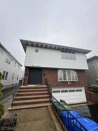 Rent this 3 bed house on 693 West Blancke Street in Linden, NJ 07036