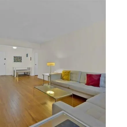 Image 3 - 5235 Post Road, New York, NY 10471, USA - Apartment for sale
