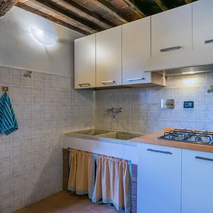 Rent this 2 bed apartment on Pescia in Via della Stazione, 51017 Pescia PT