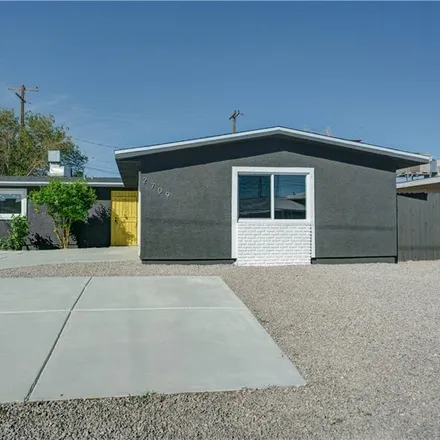 Image 3 - 2709 Armor Street, North Las Vegas, NV 89030, USA - House for sale