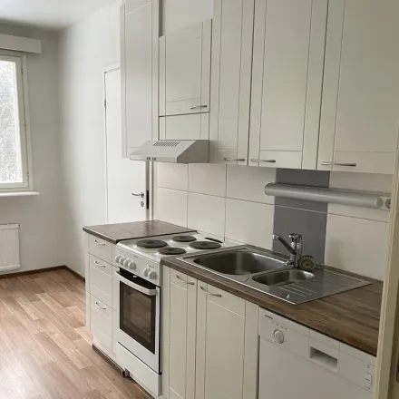 Rent this 2 bed apartment on Jäkälätie 1 in 18200 Heinola, Finland