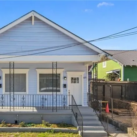 Rent this 3 bed house on 623 North Salcedo Street in New Orleans, LA 70119