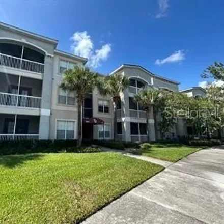 Rent this 3 bed apartment on 3332 Whitestone Circle in Kissimmee, FL 34741