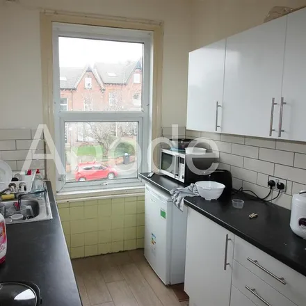 Image 3 - Kelso Road, Leeds, LS2 9PP, United Kingdom - Apartment for rent