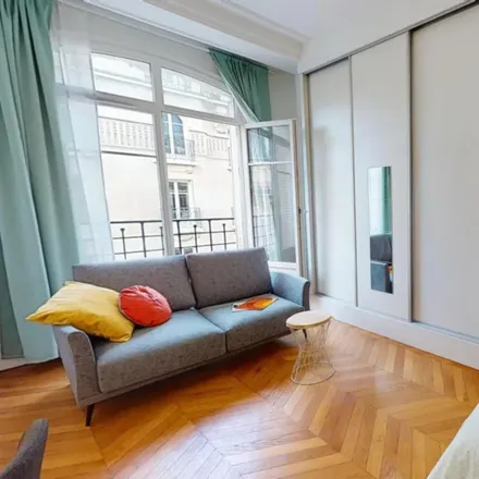 Rent this 6 bed room on 15 Rue Émile Duclaux in 75015 Paris, France