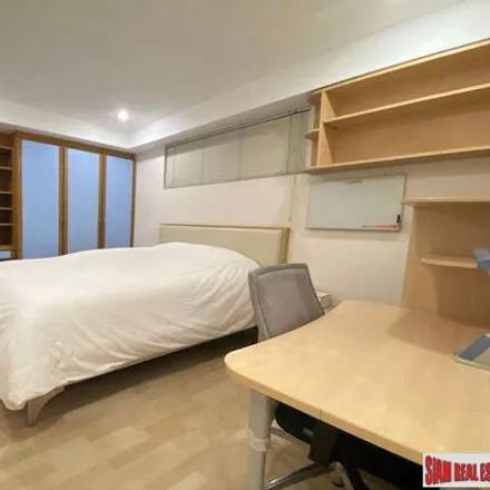 Image 7 - Phrom Phong, Thailand - Apartment for sale