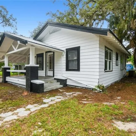 Buy this 6 bed house on 1906 East Caracas Street in Tampa, FL 33610