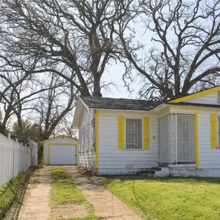 Buy this 2 bed house on 3511 Meadow Street in Dallas, TX 75215