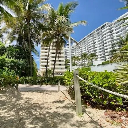 Buy this 2 bed condo on 1631 Collins Avenue in Miami Beach, FL 33139