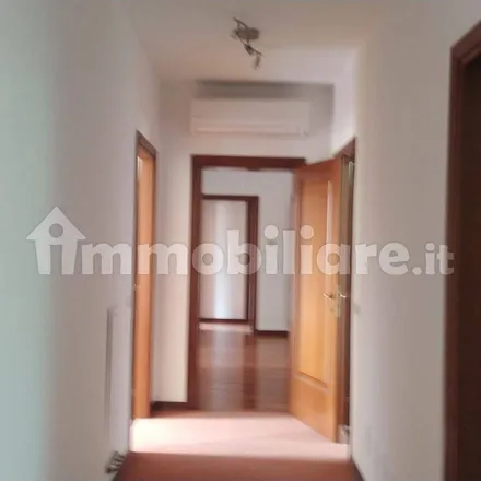 Image 6 - Dentix, Piazzale Alcide De Gasperi 18, 36100 Vicenza VI, Italy - Apartment for rent