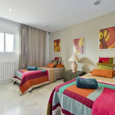 Image 4 - United Colors of Benetton, Avinguda d'Ignasi Wallis, 07800 Ibiza, Spain - Apartment for rent