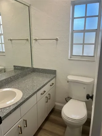 Image 6 - 9501 Southwest 88th Terrace, Kendall, FL 33176, USA - Townhouse for rent