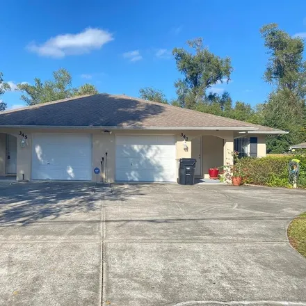 Rent this 2 bed duplex on 345 East Ohio Avenue in Orange City, Volusia County