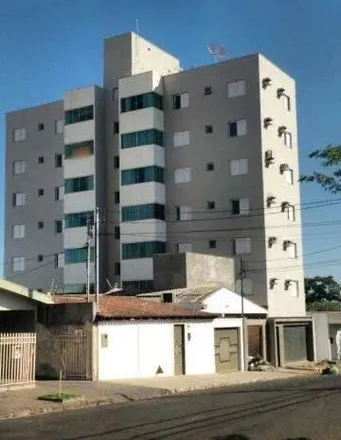 Buy this 3 bed apartment on Avenida Vasconcelos Costa in Osvaldo Rezende, Uberlândia - MG